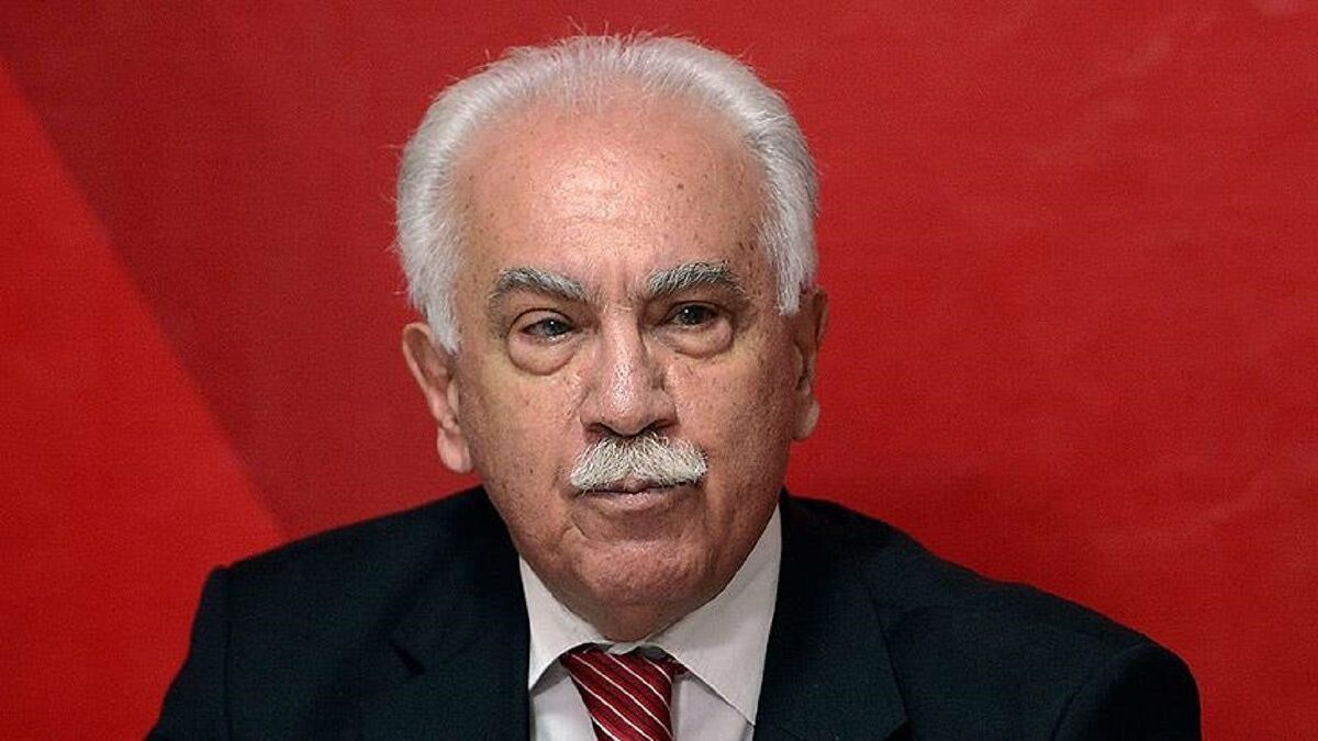 Perinçek, Akşener'e cevap verdi: Aydınlık özelliklerinde eşinin payı olsa gerek