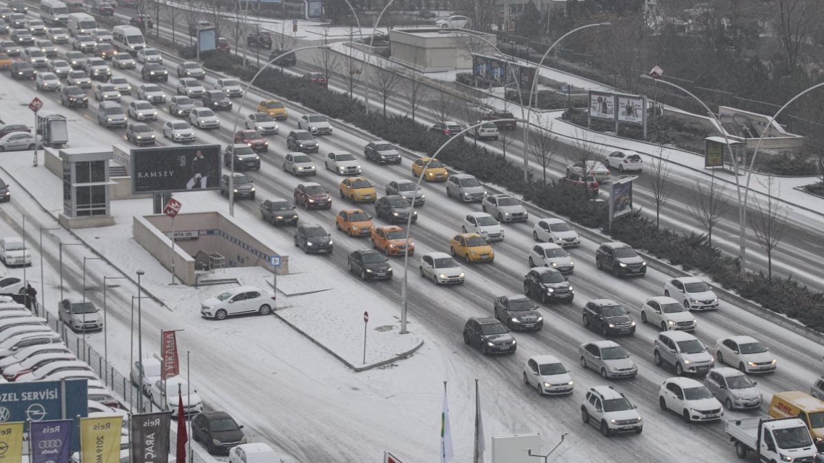 Meteoroloji uyardı: Ankara'ya kar geliyor