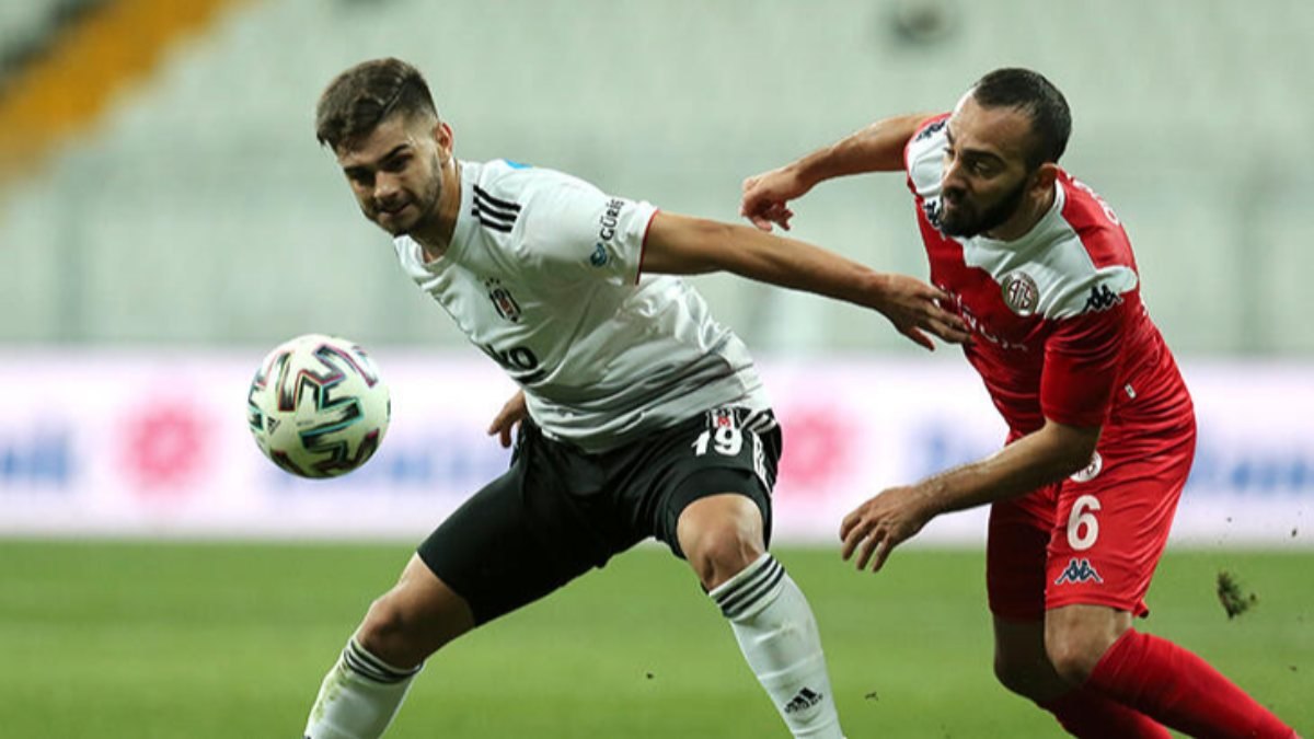 Beşiktaş'ta Ljajic, Atakan, Hasic ve Douglas'a talip var