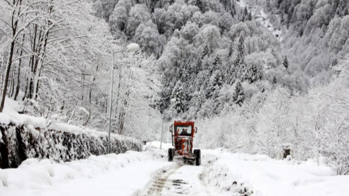 Meteoroloji'den İç Anadolu ve Karadeniz bölgeleri için kar ve sağanak uyarısı