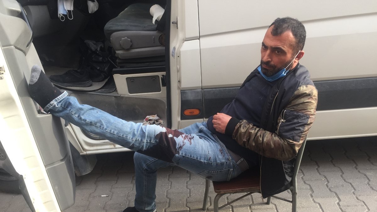 Adana'da uyurken bıçaklandı