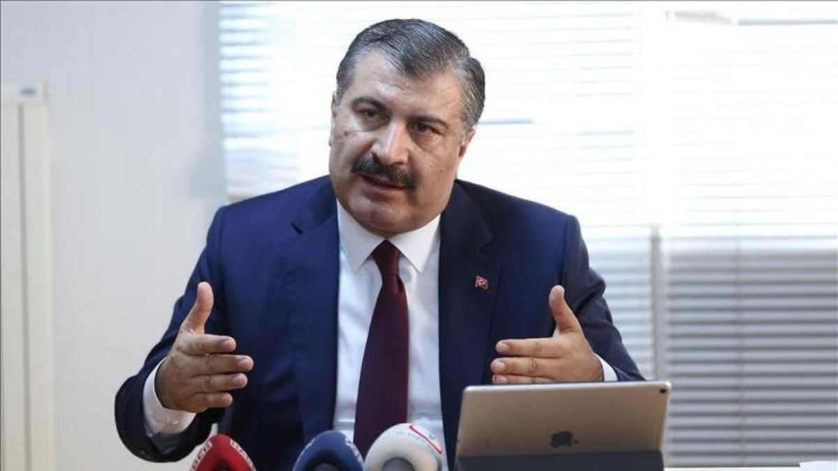 Bakan Koca: Parti genel başkanlarını aşı olmaya davet ettim