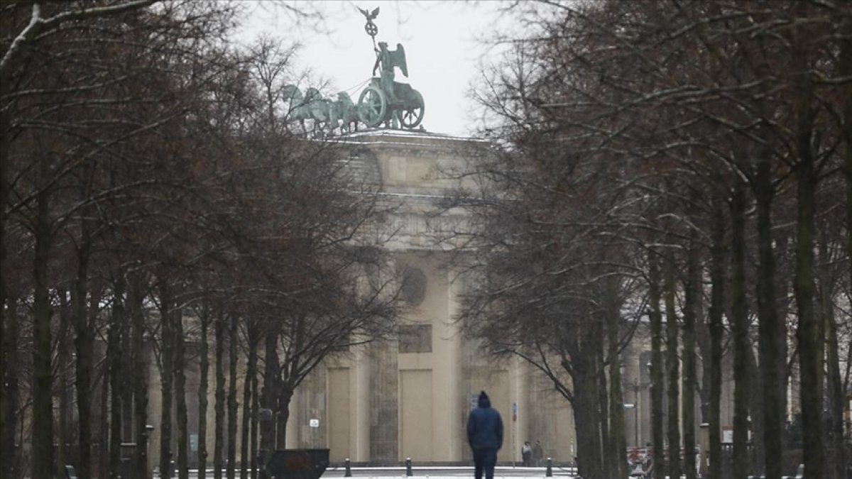 Bundesbank: Kısıtlamalar tekrar uzatılırsa Alman ekonomisi gerileyebilir