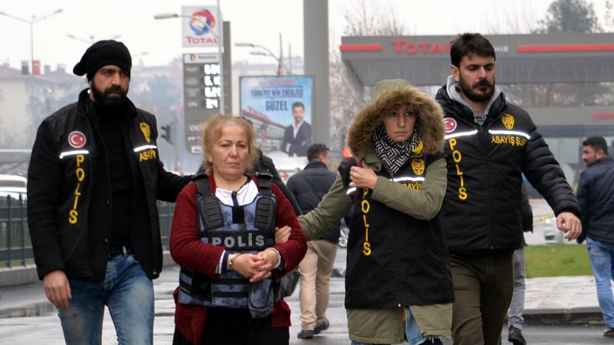 Diyarbakır'da eşini öldüren kadın ve sevgilisine müebbet hapis verildi