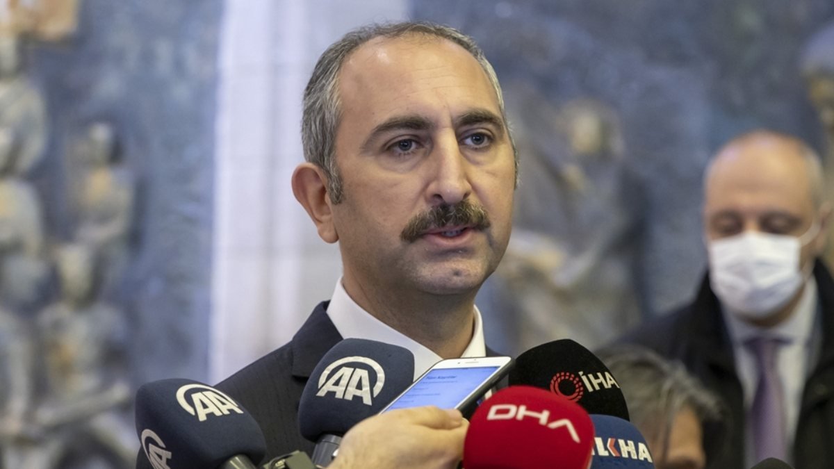 Abdulhamit Gül: Anayasa Mahkemesi'nin verdiği kararlar bağlayıcıdır