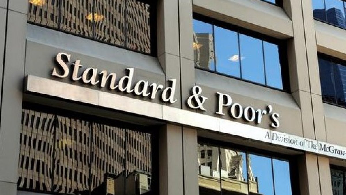Standard and Poor's, Türkiye'nin kredi notunu teyit etti