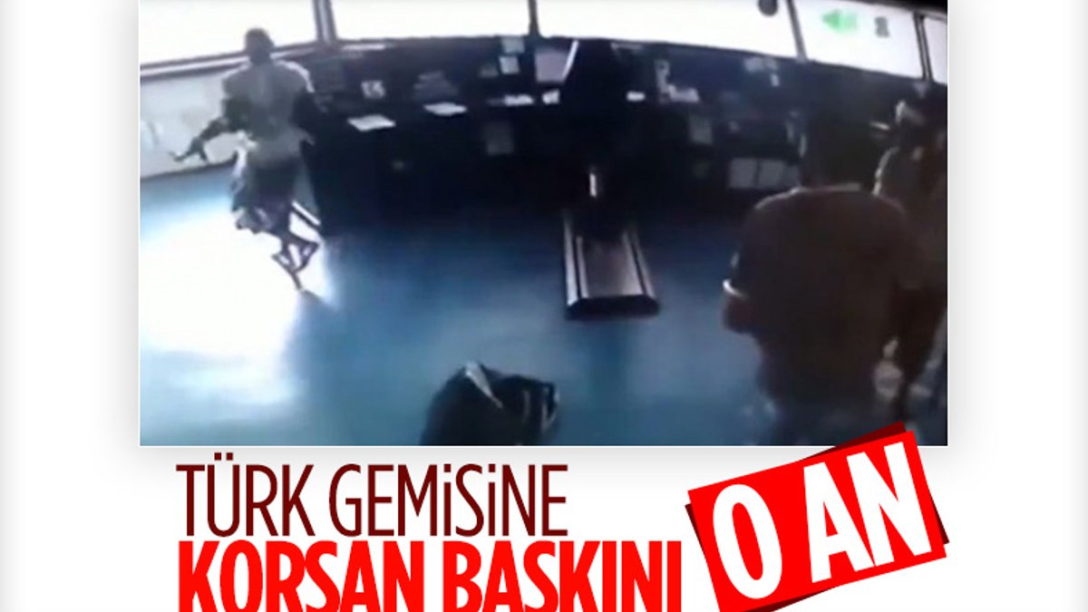 Türk konteyner gemisine baskın anı kamerada