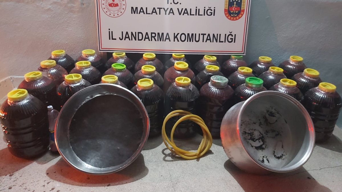 Malatya'da uyuşturucu ticareti ve kaçakçılık yapan 14 kişiye gözaltı