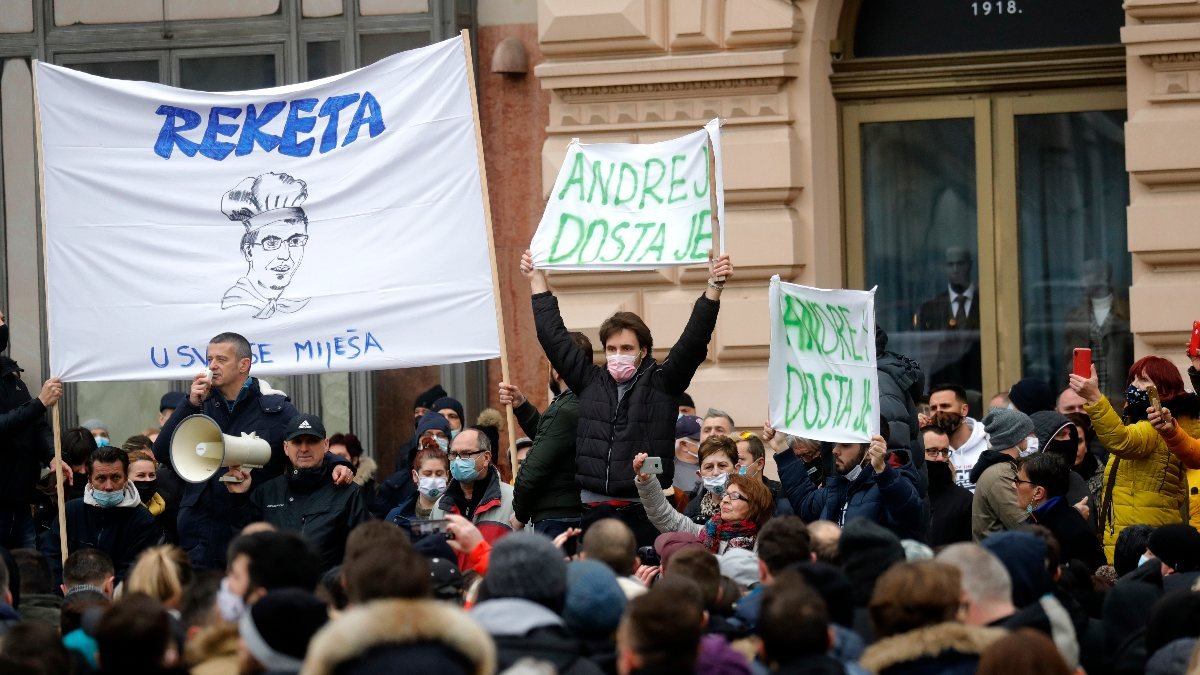 Hırvatistan'da kısıtlamalara karşı protesto