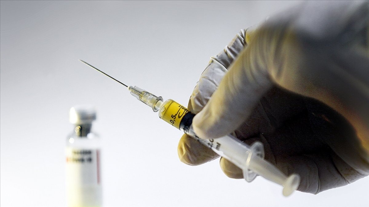 İran, ikinci yerli koronavirüs aşısını tanıttı