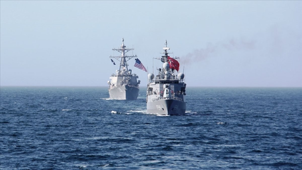 Türkiye ve ABD, Karadeniz'de geçiş eğitimi gerçekleştirdi
