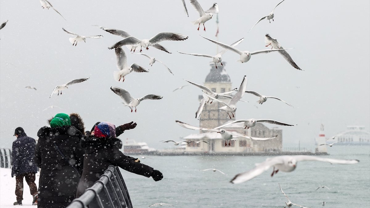AKOM'dan İstanbullulara kar uyarısı