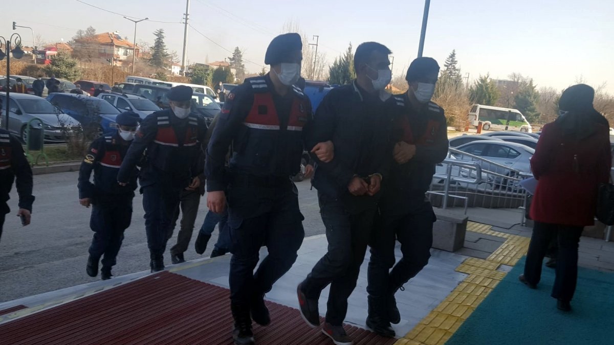 Konya'da şehit annesinin koyunlarını çaldığı iddia edilen şüpheliler tutuklandı
