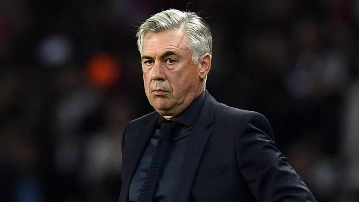 Carlo Ancelotti'nin evi soyuldu