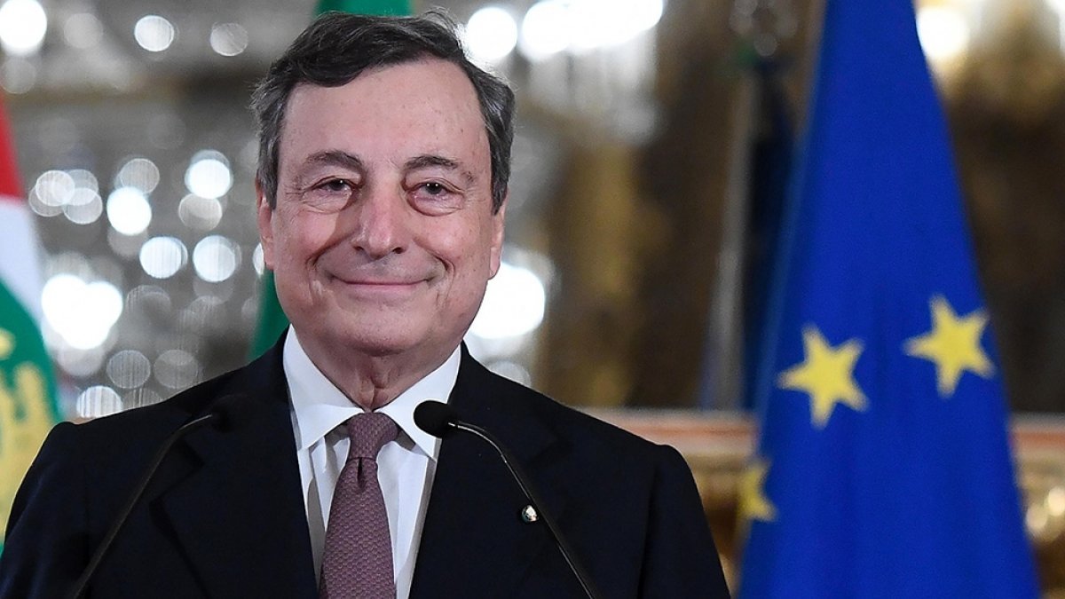 İtalya Başbakanı Draghi, kabine üyeleri ile yemin etti