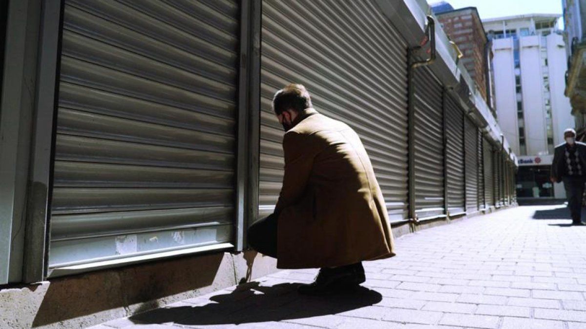 Restoran ve kafelerin açılması için vaka şartı geliyor