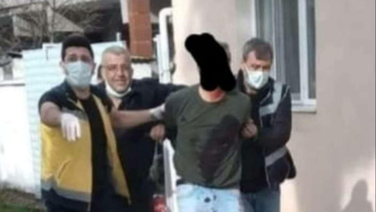 İzmir'de eşini öldürüp, çocuklarını yaralayan zanlı tutuklandı