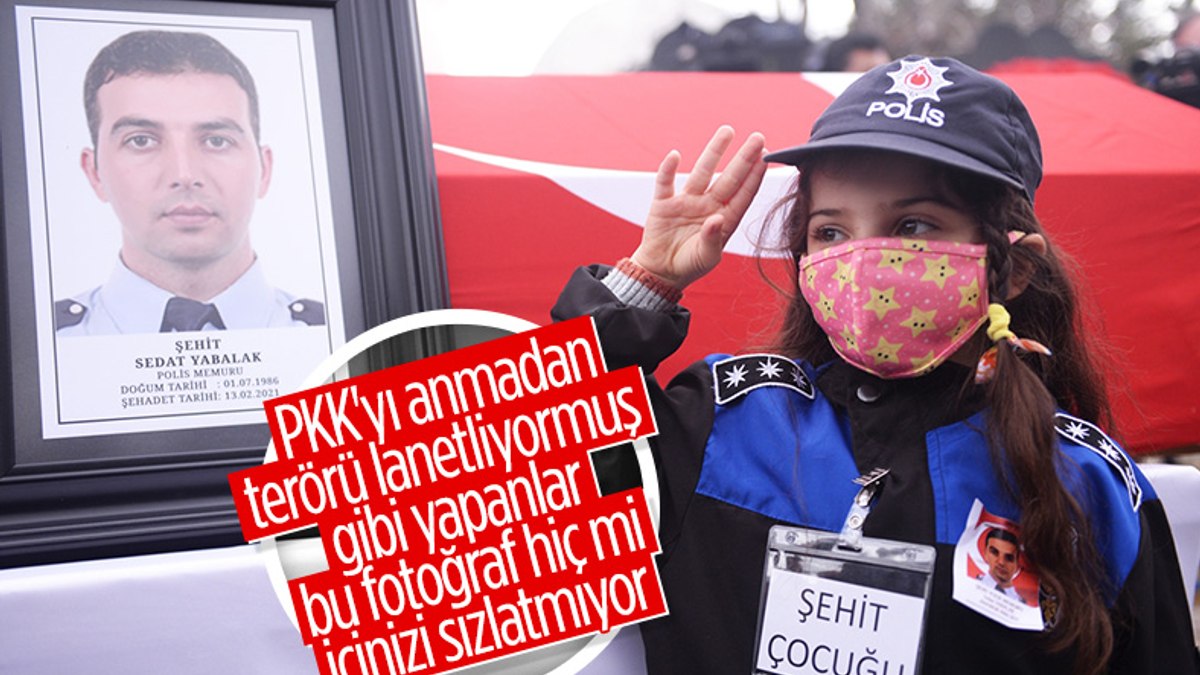 Gara şehidi Sedat Yabalakın kızı, tabut önünde selam verdi