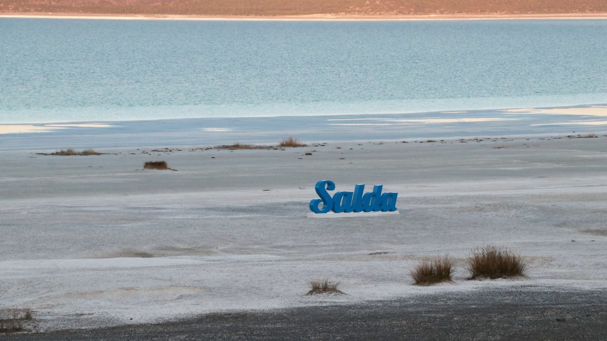 Salda Gölü’ne son yağışlar da çare olmadı
