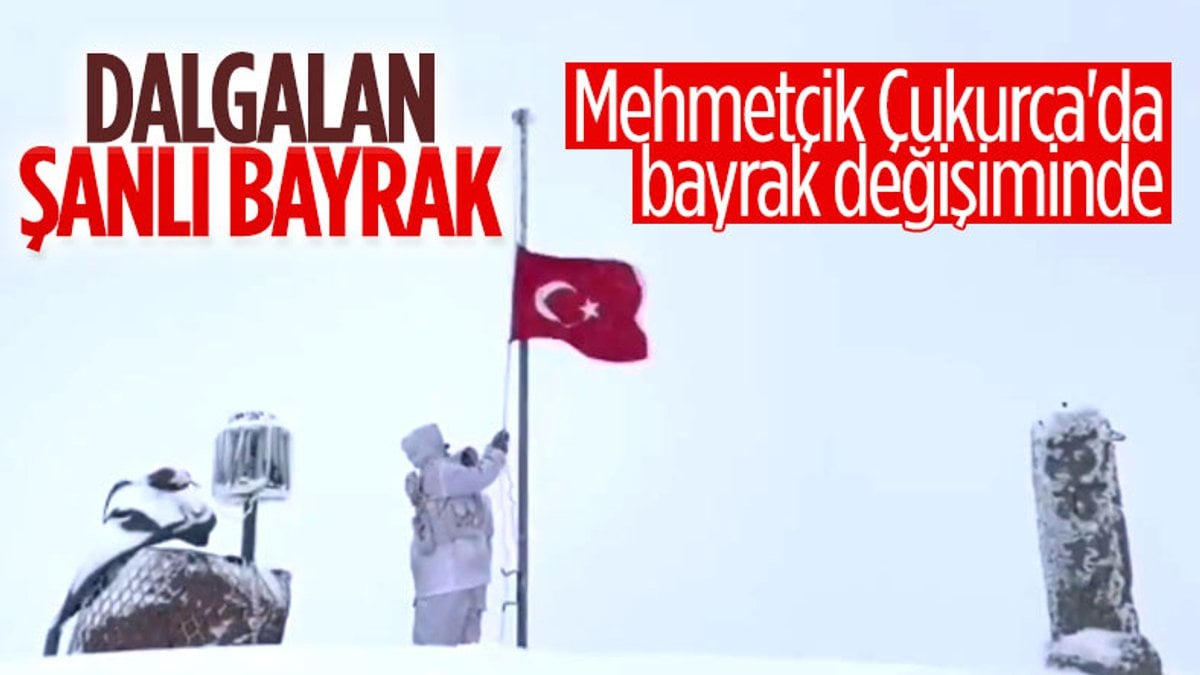 Mehmetçik, Stine Üs Bölgesi’nde bayrak değişimi yaptı