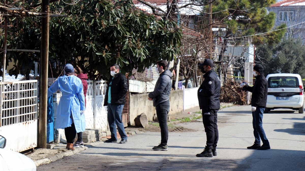 Sakarya'da akraba ziyareti korona getirdi: 7 evde 33 kişi karantinada