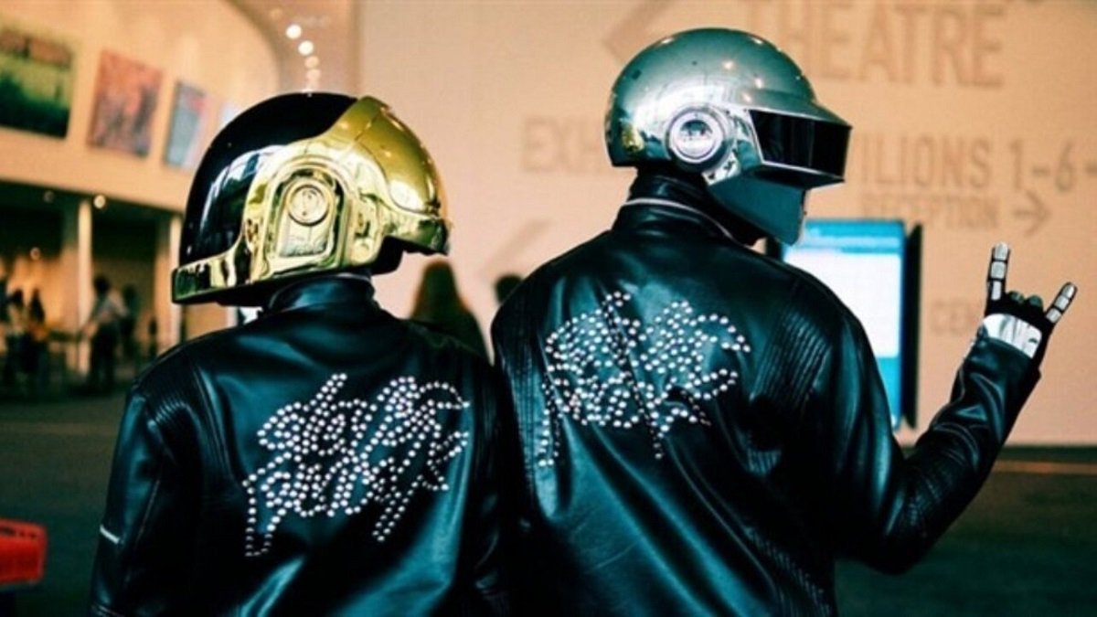 Daft Punk kimdir, dağıldı mı?  Fransız ünlü müzik gurubu Daft Punk neden dağıldı?
