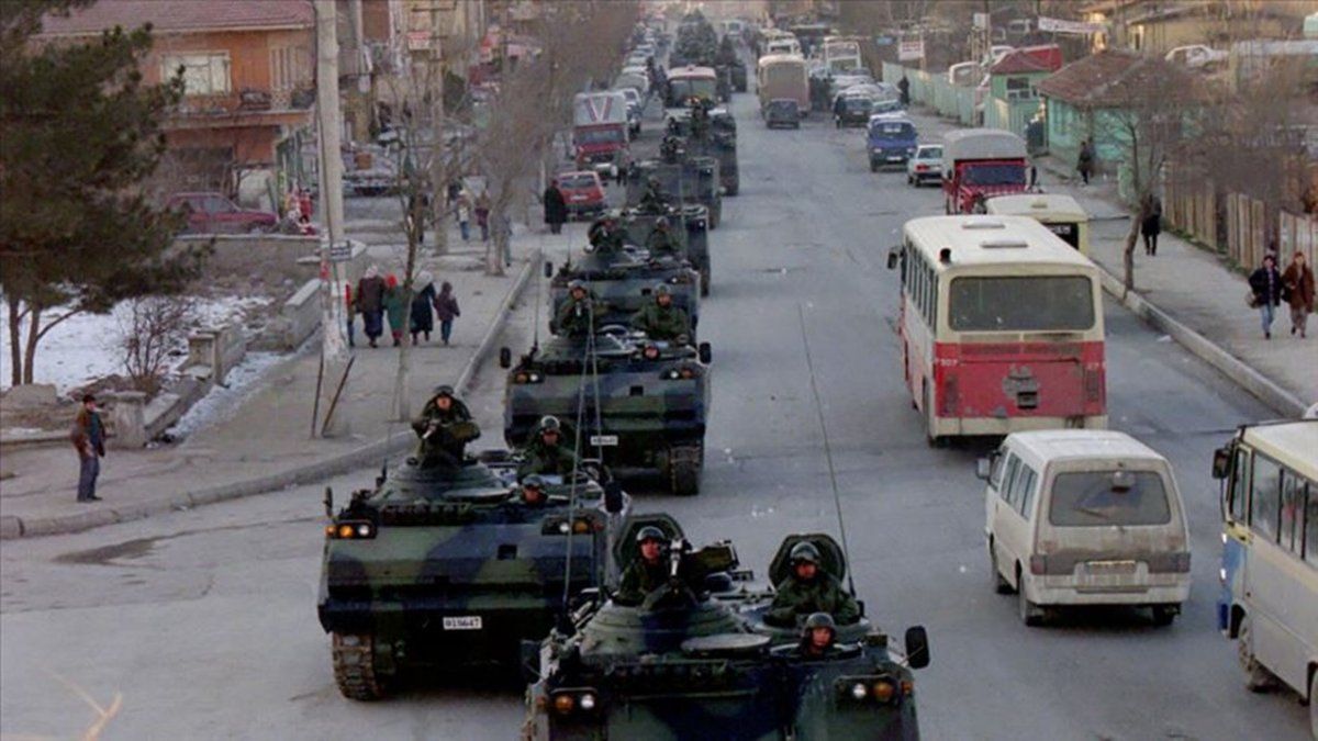 28 Şubat'ta Türkiye'de ekonomi de 'darbe' aldı