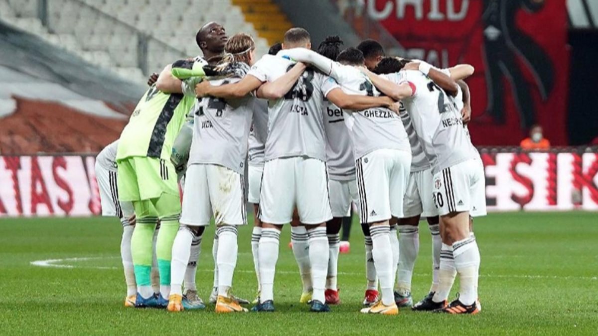 Beşiktaş-Denizlispor maçının ilk 11'leri