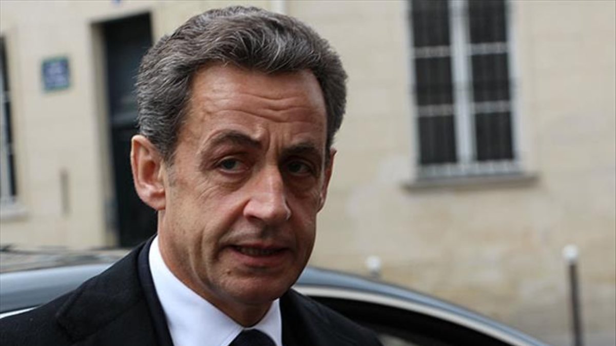Nicolas Sarkozy, 3 yıl hapis cezasına çarptırıldı