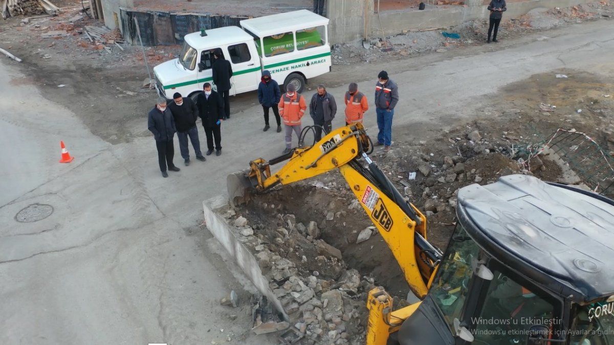 Çorum’da bulunan ‘Safar Dede’ türbesinin içindeki mezar boş çıktı
