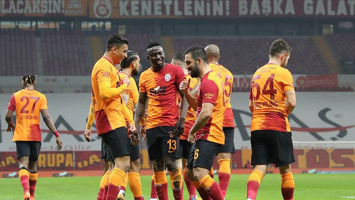 Ankaragücü-Galatasaray maçının ilk 11'leri