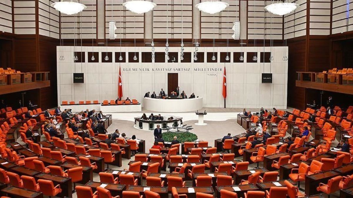 11 milletvekilinin dokunulmazlık fezlekesi Meclis'te