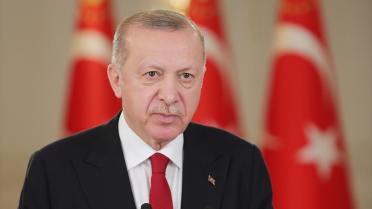 Cumhurbaşkanı Erdoğan'dan, şehit ailelerine başsağlığı mesajı