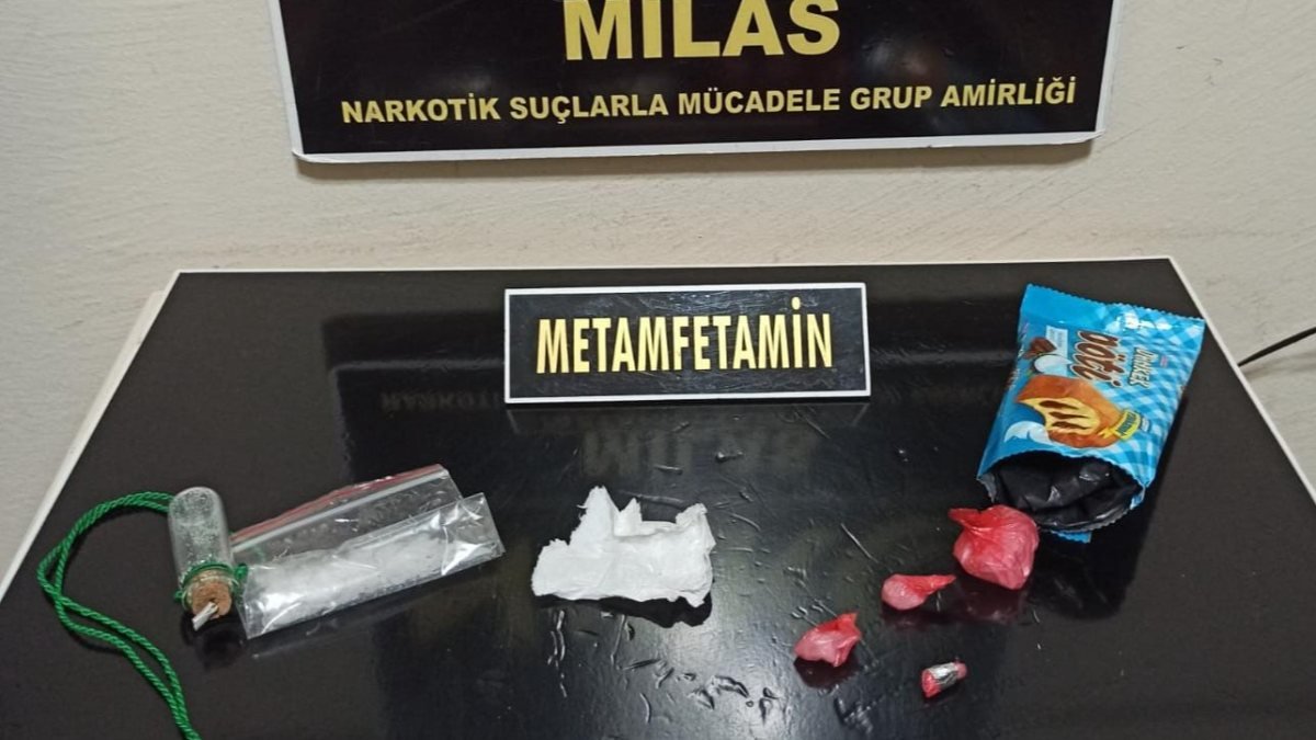 Muğla'da kek paketinde uyuşturucu bulundu