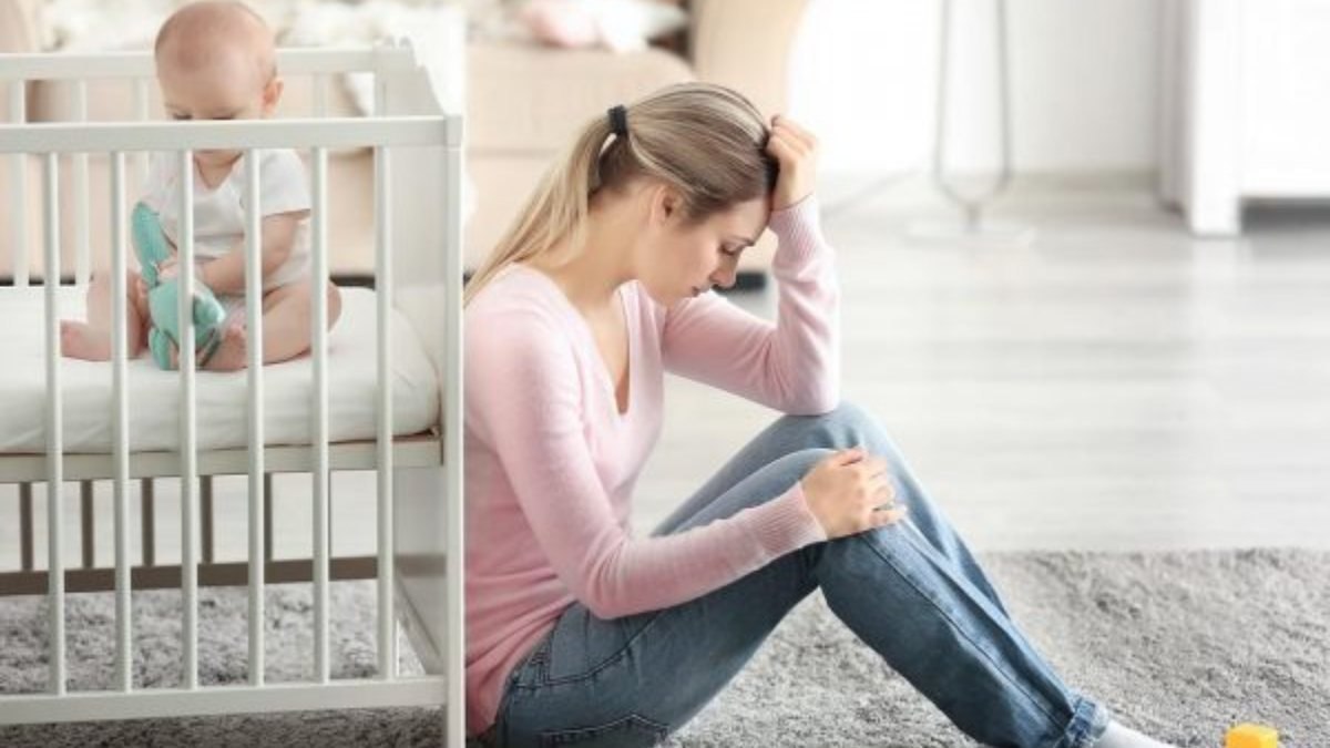 Doğum sonrası depresyonu: Postpartum nedir ve nasıl geçer?