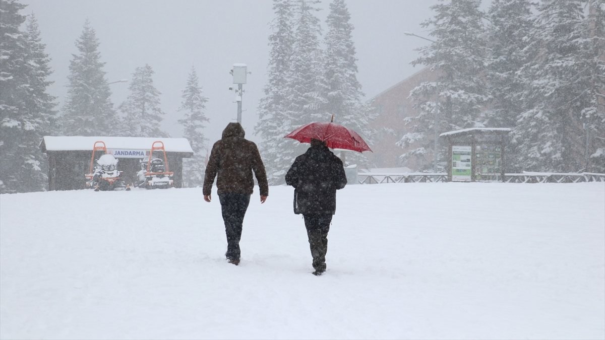 Ilgaz Dağı'nda kar yağışı etkisini gösterdi