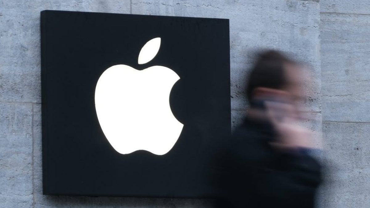 Apple, ticari sırlarını çaldığı için eski mühendisini mahkemeye verdi