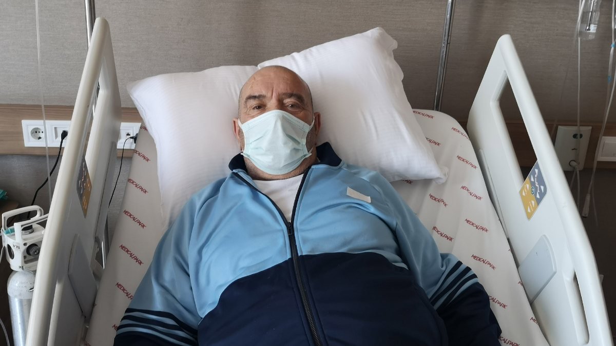 İstanbul'da karnında 9.5 santimlik şişlik tespit edilen adam doktorları şaşırttı