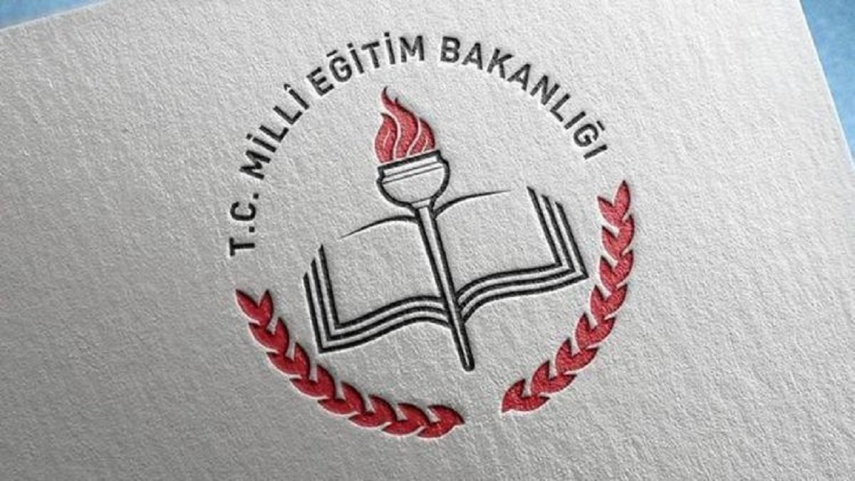 AÖL kayıt yenileme ne zaman yapılacak? AÖL ders seçimi nasıl yapılır?