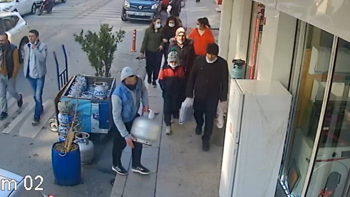 Zeytinburnu'ndaki tüp hırsızlığı kamerada