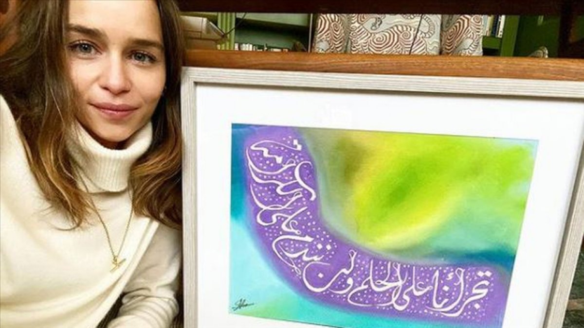 Ünlü oyuncu Emilia Clarke'tan iç savaşın 10. yılında Suriye halkına destek mesajı