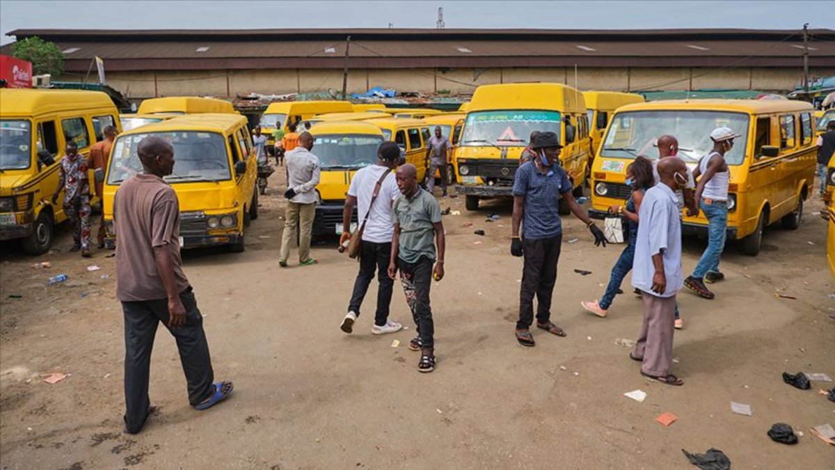 Nijerya'da 23 milyondan fazla kişi işsiz
