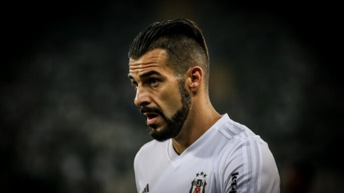 Alvaro Negredo: Beşiktaş'ta şampiyonluk yaşamayı çok isterdim