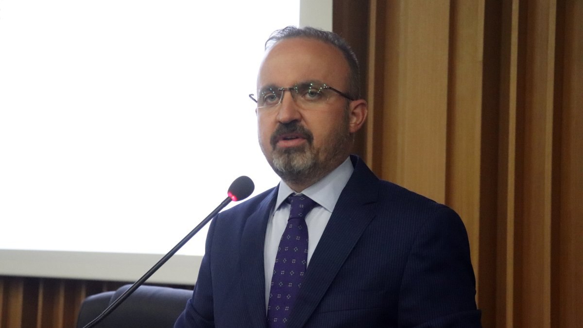 AK Parti’li Turan’dan 18 Mart törenlerine katılmayan muhalefet partisi liderlerine tepki