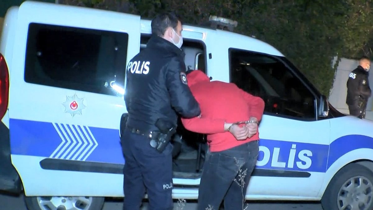 Pendik'te polisten kaçan iki sürücü de ehliyetsiz ve alkollü çıktı