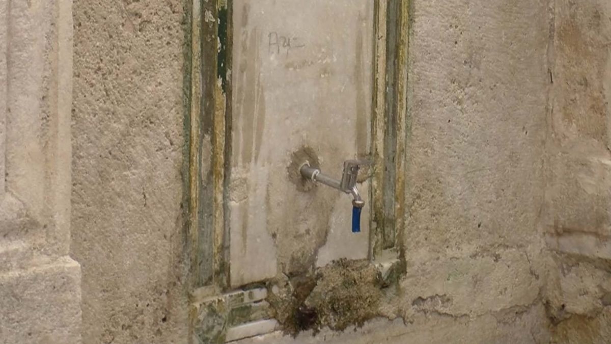 Üsküdar'daki tarihi çeşmelere banyo musluğu takıldı