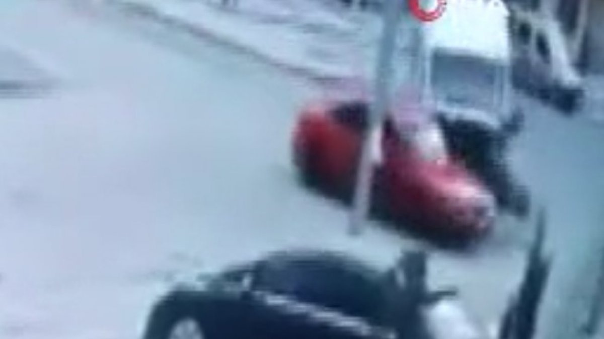 Kayseri'de diyaliz hastalarını taşıyan minibüs ile otomobil çarpıştı