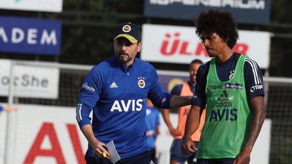 Fenerbahçeli oyuncular Erol Bulut'u takipten çıktı