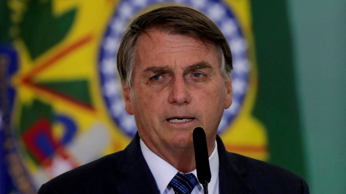 Brezilya Devlet Başkanı Bolsonaro, kabinesindeki 6 değişikliği açıkladı