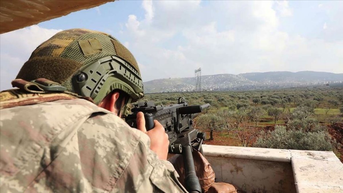 PKK'dan kaçan 3 terörist teslim oldu